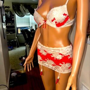 Matched set holiday vs